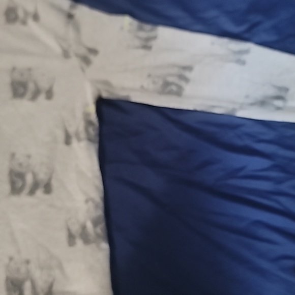 Sweater - Picture 2 of 5